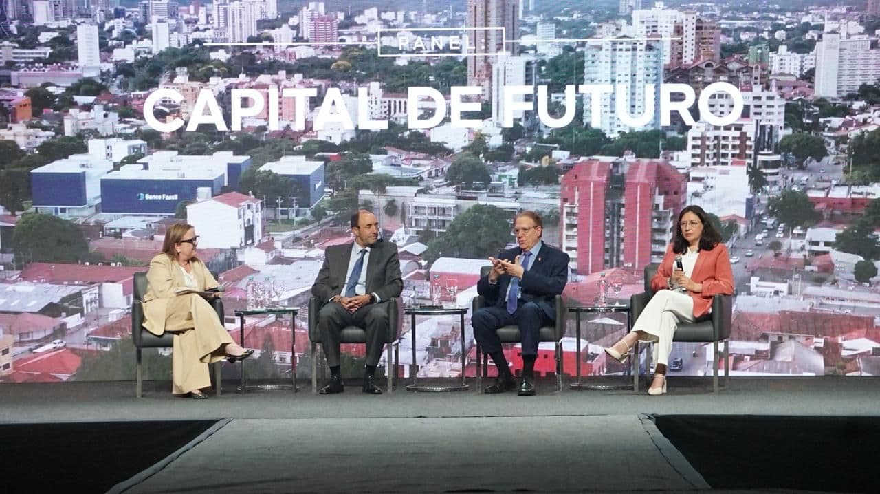 BCP PLANTEA ABRIR LA BANCA AL FINANCIAMIENTO INTERNACIONAL Y FORTALECER LA INCLUSIÓN DIGITAL