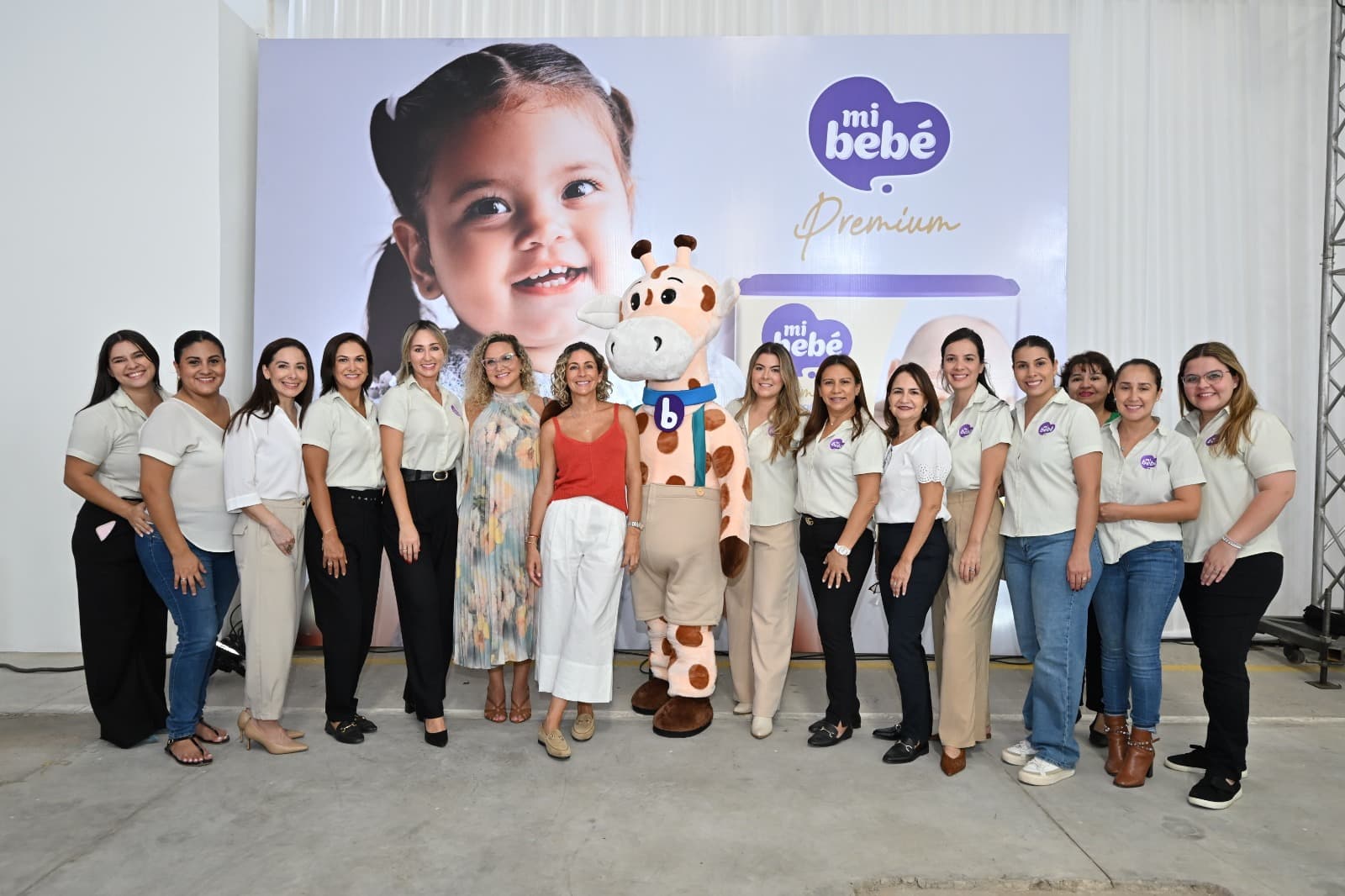 40.000 pañales para la niñez: La marca de Pañales Mi Bebé fortalece su compromiso social junto a la Primera Dama de Bolivia