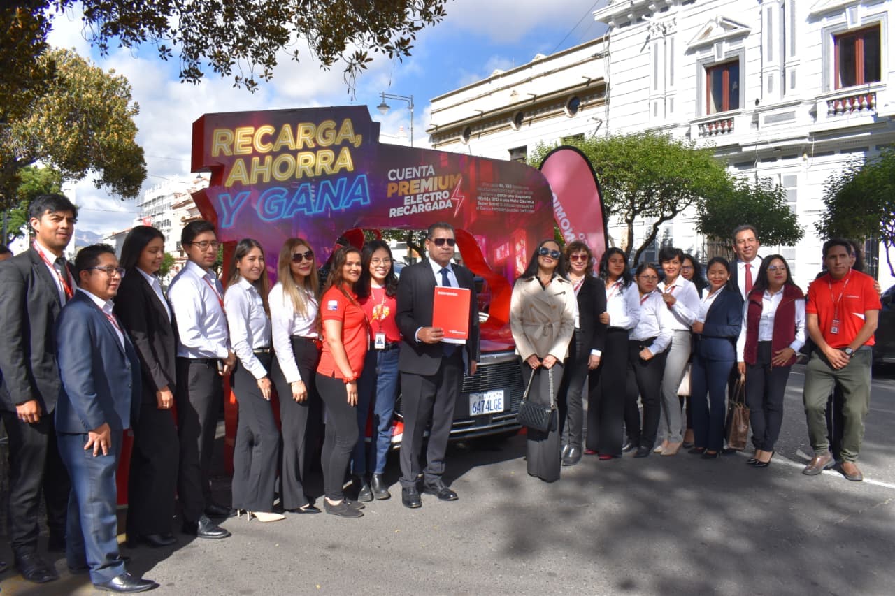 El ahorro volvió a premiar: Sucre recibe vagoneta híbrida BYD de la Cuenta Premium Electro Recargada